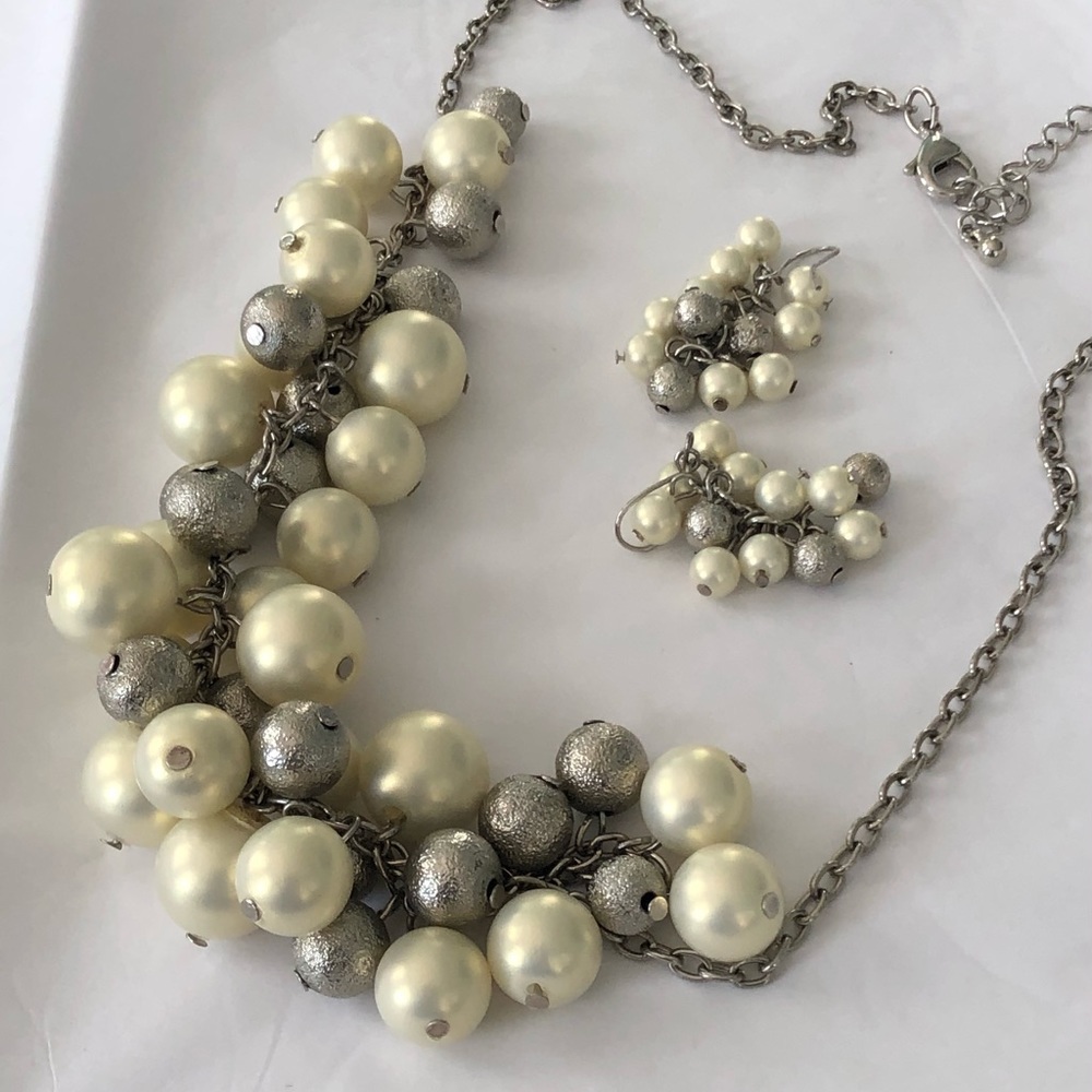 Necklace and earrings